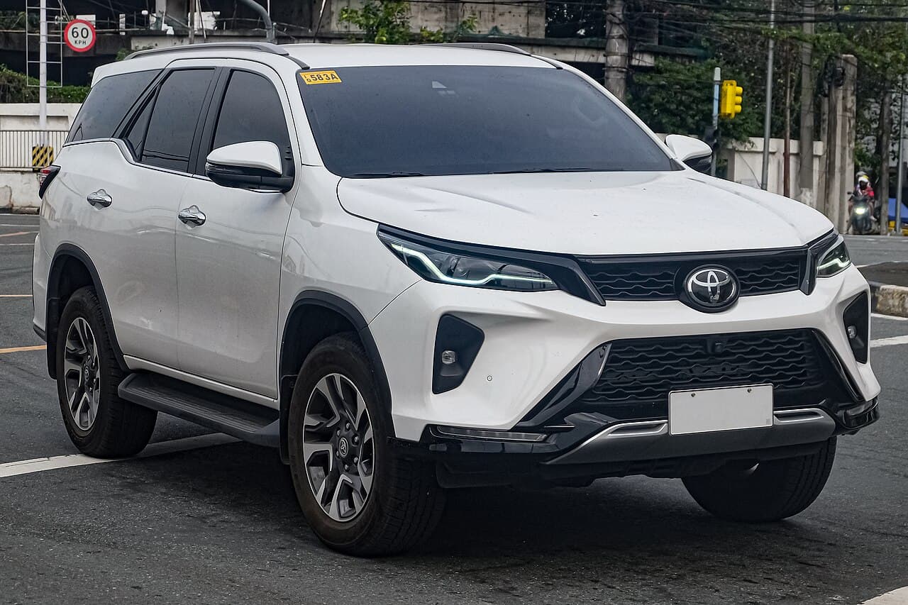 ภาพอ้างอิง Toyota Fortuner ตัวถัง SUV ไม่ใช่รถประกาศขายจริง